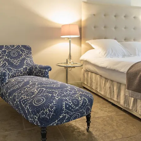 The White Swan Pickering