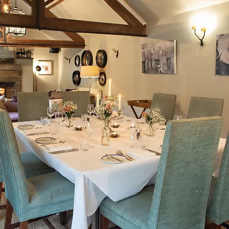 The White Swan 4* Pickering