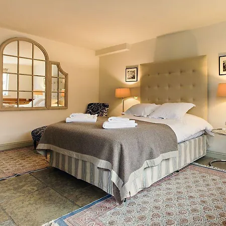 The White Swan Pickering