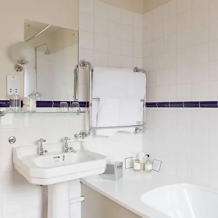 The White Swan Inn 4*