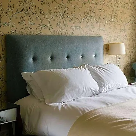 بيت ريفي The White Swan 4*