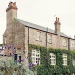 The White Swan 4*