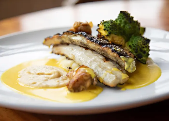 The White Swan Mini-hôtel 4*